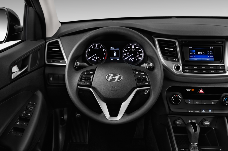 Hyundai Tucson 2017 салон