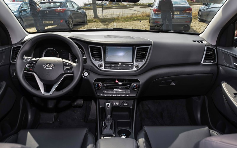 Hyundai Tucson 2016 салон