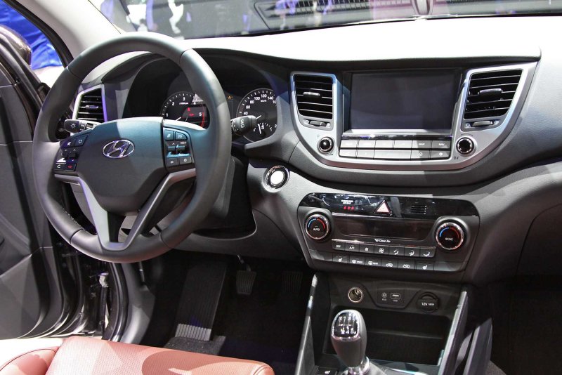 Hyundai Tucson 2015 Interior