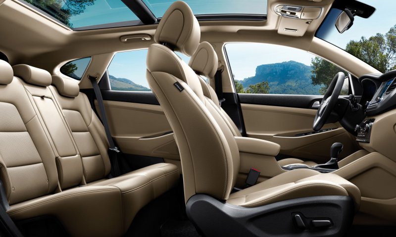 Hyundai Tucson с панорамной крышей