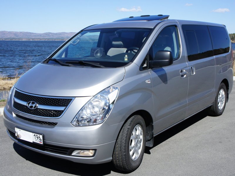 Hyundai Grand Starex
