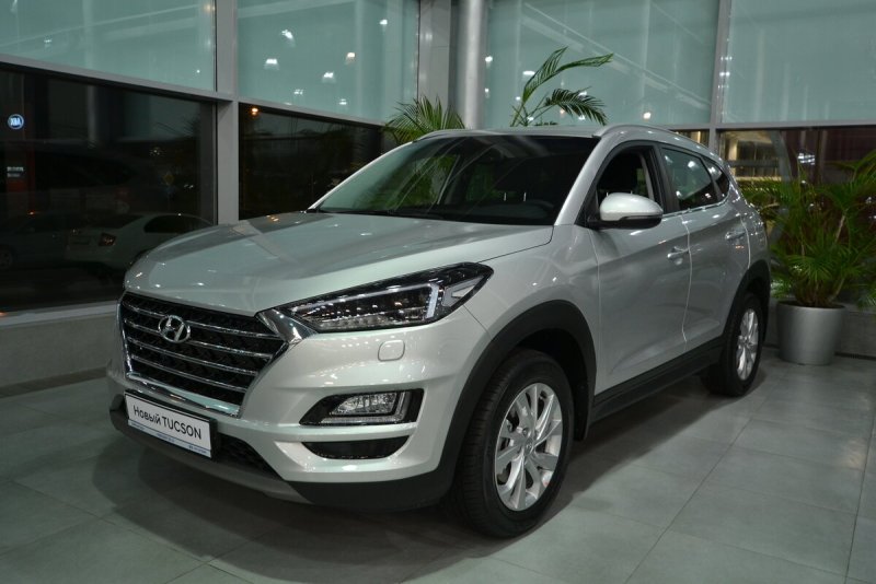 Hyundai Tucson 2022 серебристый