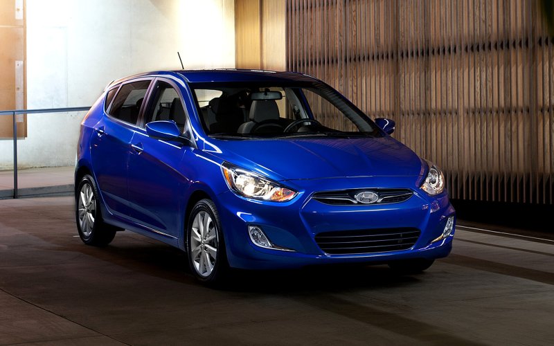 Hyundai Accent 2012 хэтчбек