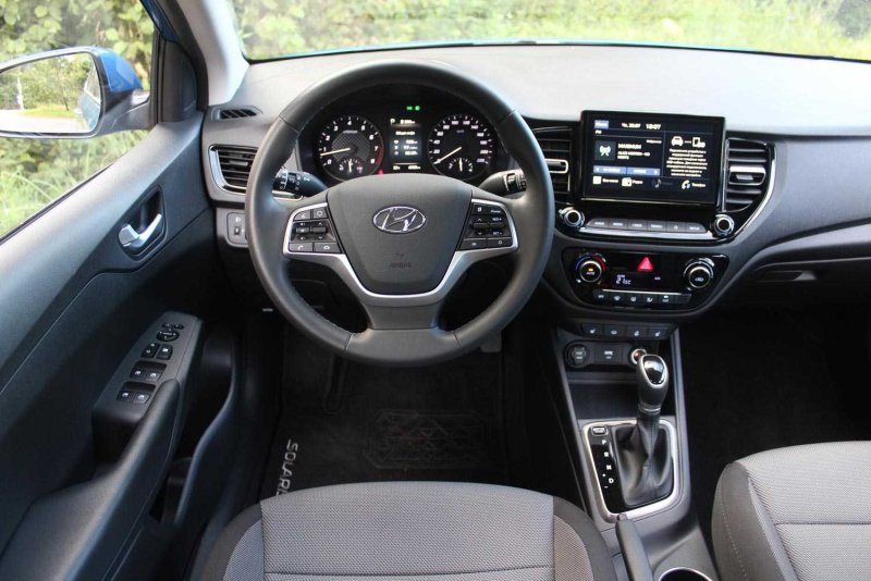 Hyundai Solaris 2021 салон
