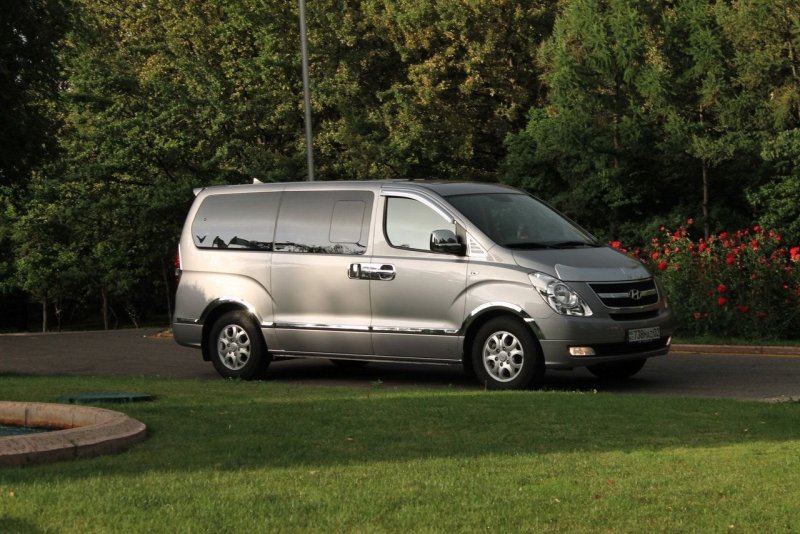 Hyundai Starex h100