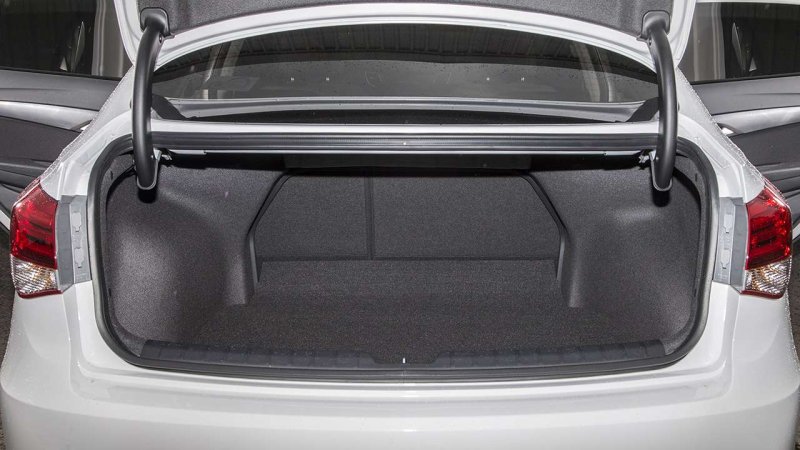 Hyundai i40 седан багажник