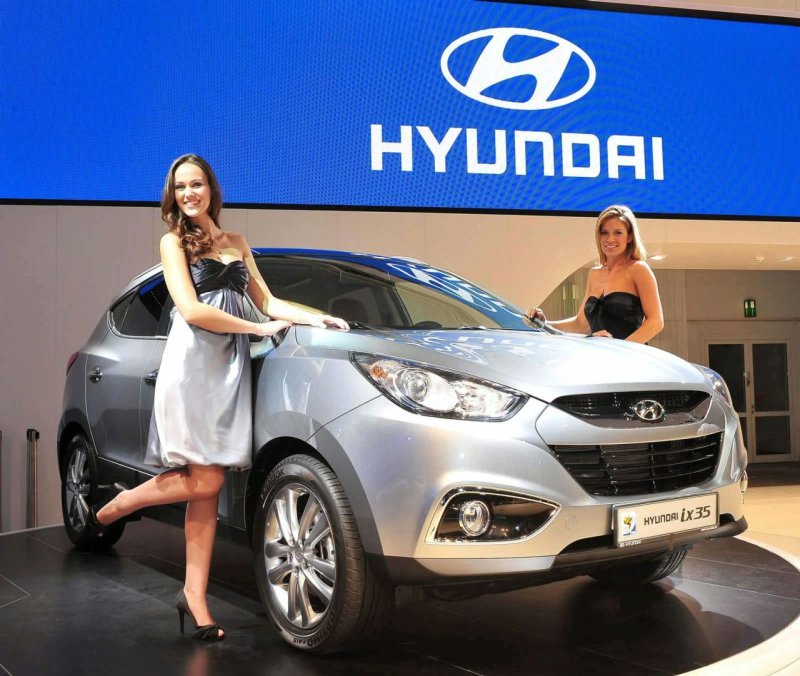 Hyundai ix35 girls