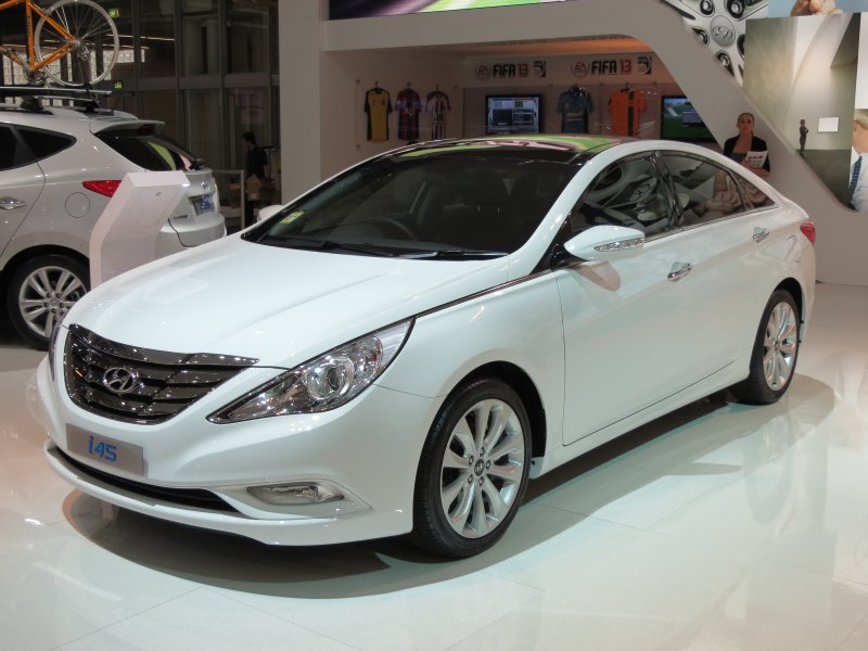 Hyundai i45