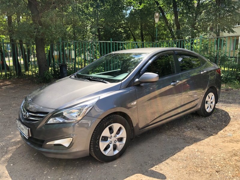Hyundai Solaris 2016 серый