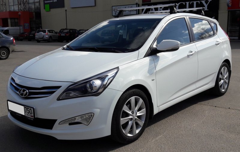 Hyundai Solaris i 2011
