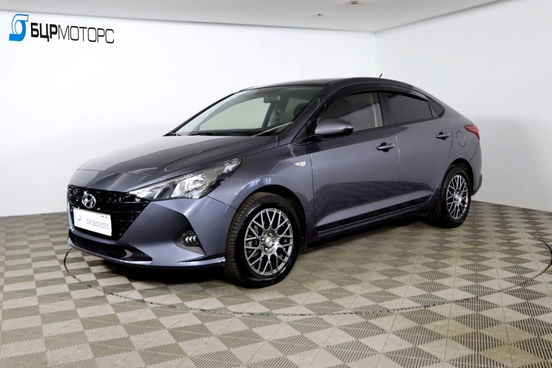 Hyundai Solaris 2015 хэтчбек