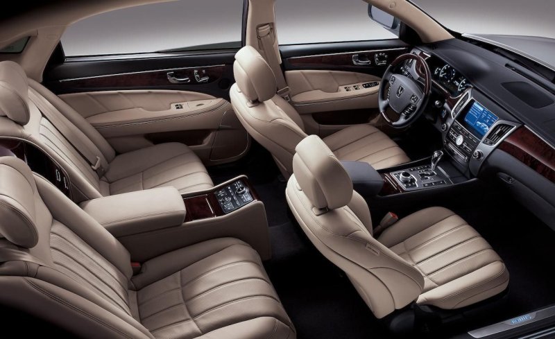 Hyundai Equus 2012 Interior