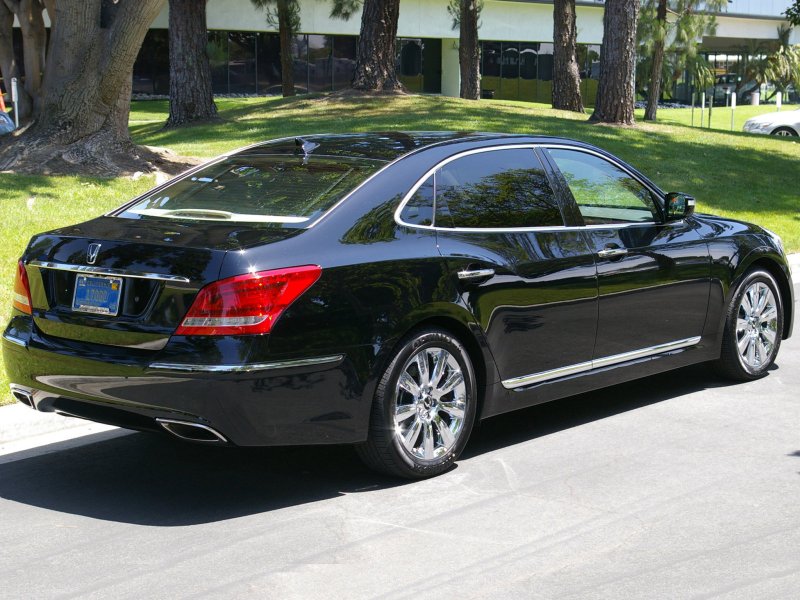 Hyundai Equus