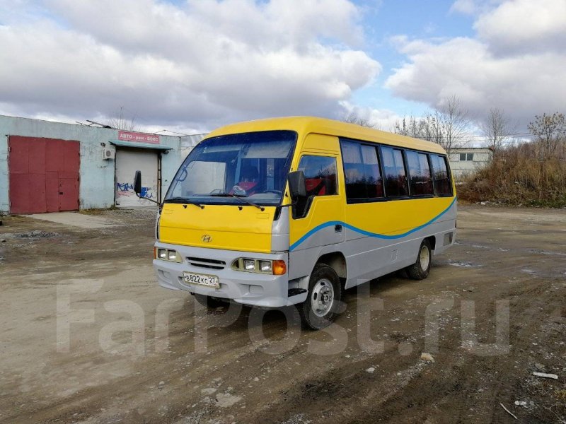 Автобус Хендай Chorus жёлтый