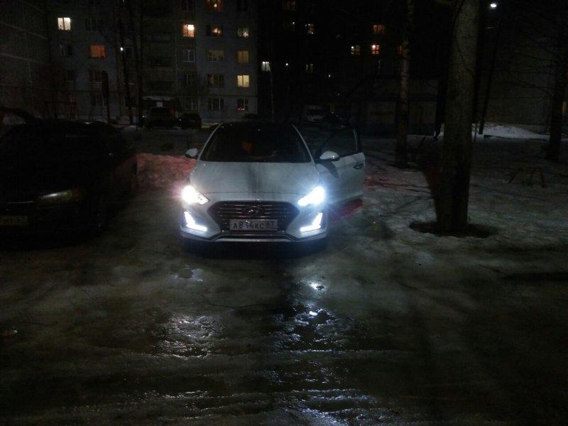 Hyundai Sonata 2022 в темноте