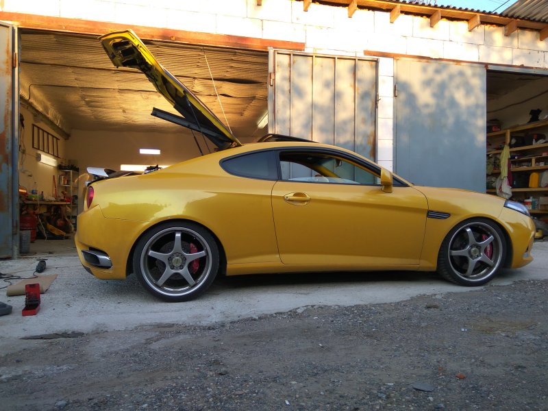 Hyundai Tiburon r20