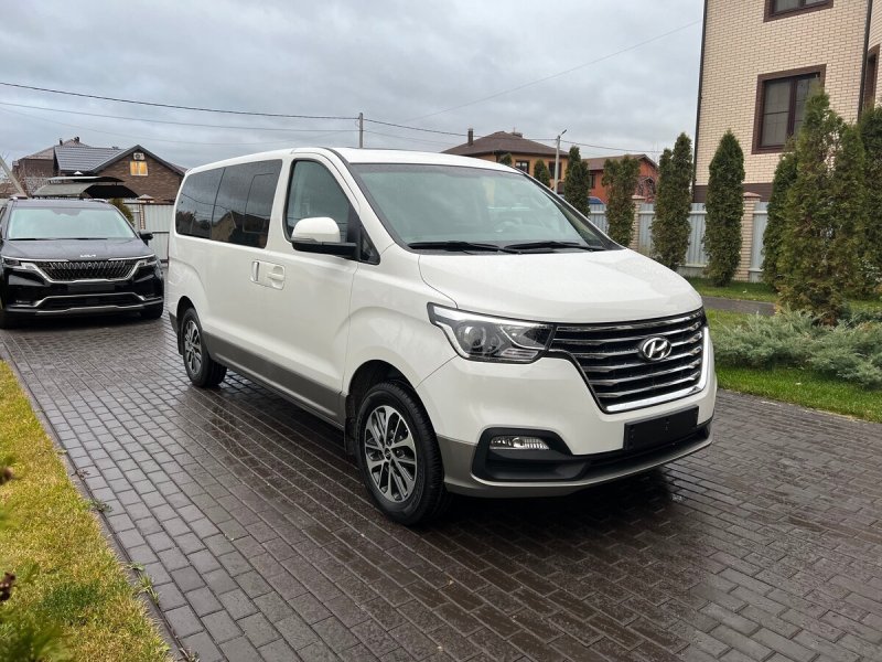 Hyundai Grand Starex 2018