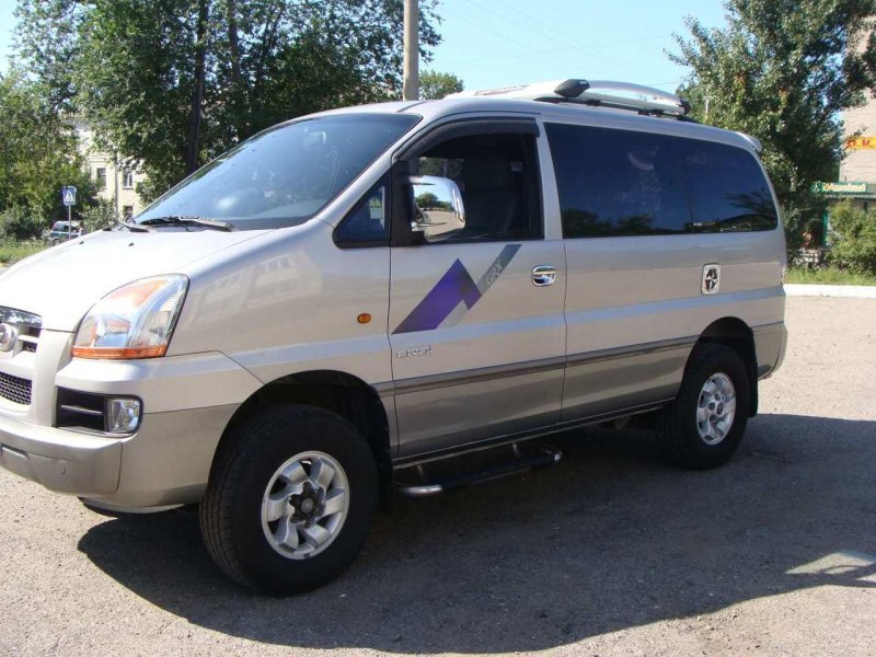 H1 Starex 2004