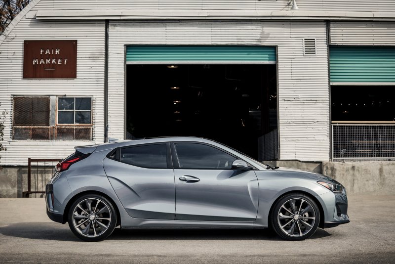 Hyundai Veloster 2.0