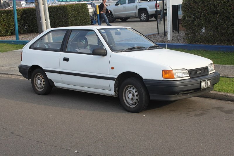 Hyundai excel 5-Door 1990