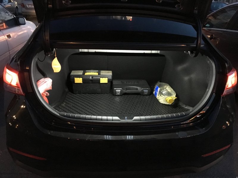 Hyundai Solaris 2015 багажник