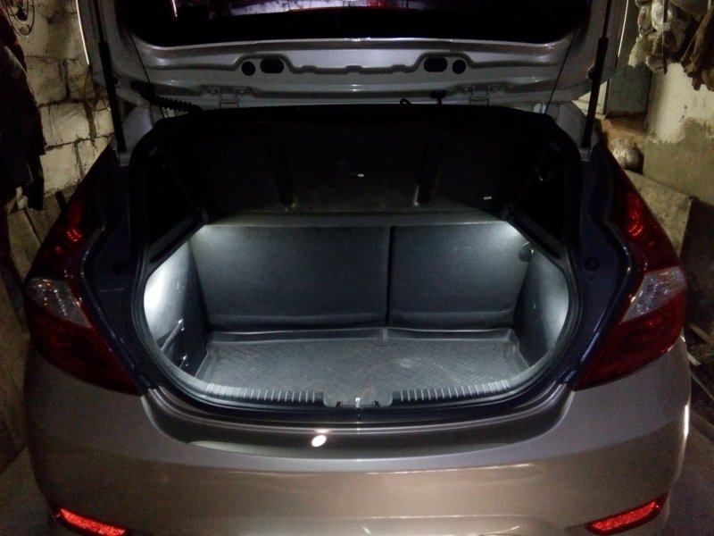 Hyundai Solaris хэтчбек багажник