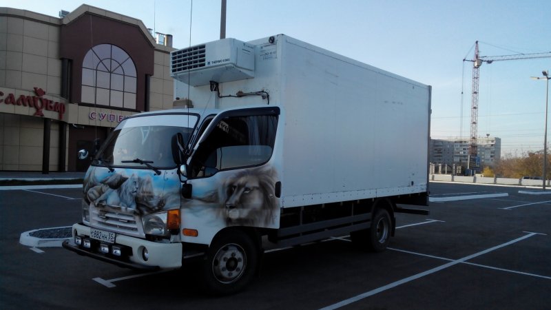 Машина Hyundai hd72