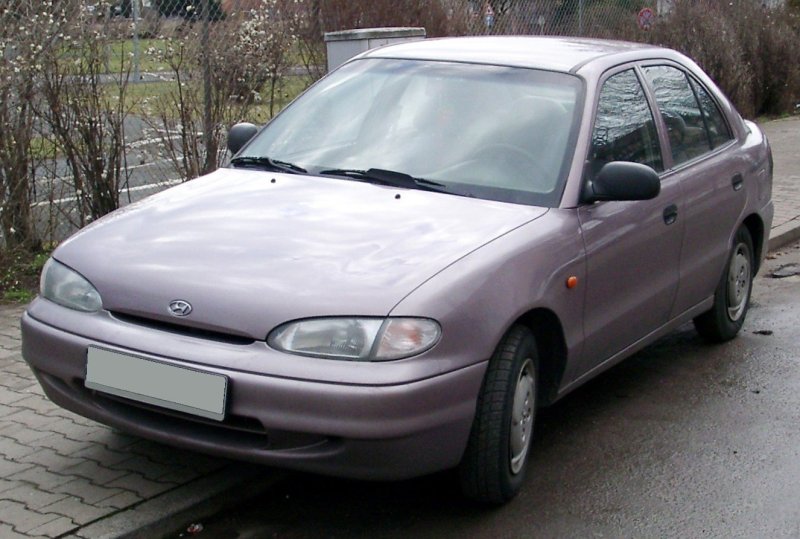Hyundai Accent x3 1995