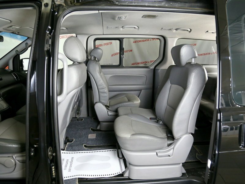 Hyundai i10 интерьер