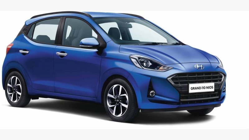 Hyundai Grand Starex серебристый