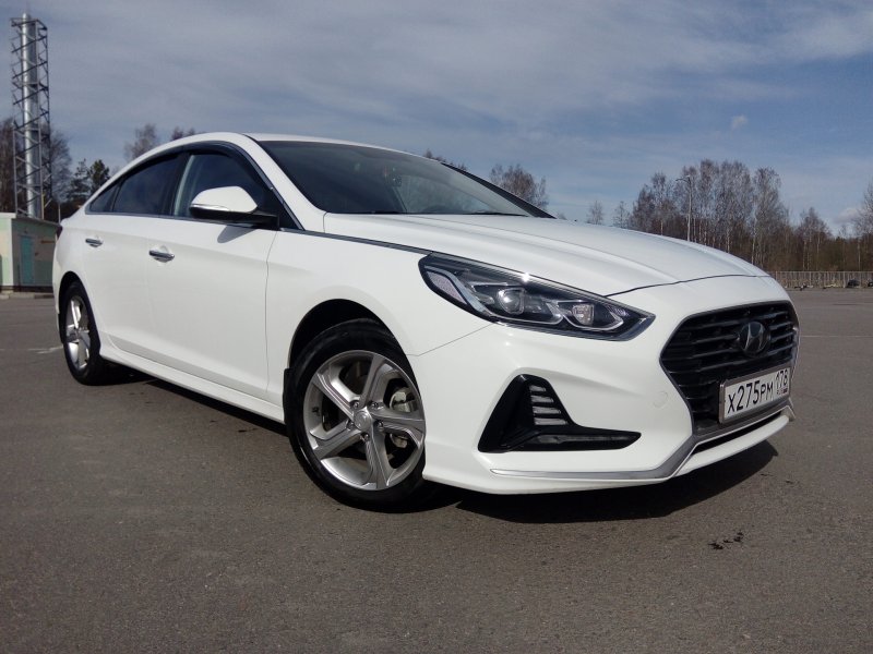 Hyundai Sonata 2012 белая