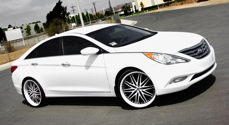 Hyundai Sonata 2012 белая