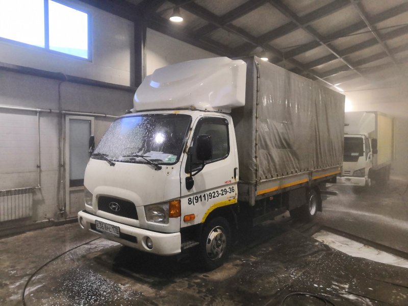 Hyundai hd72 2010