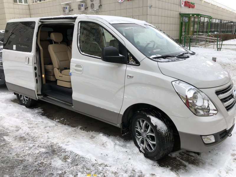 Hyundai Grand Starex 2018