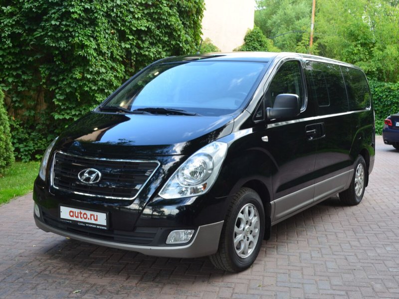 Минивэн Hyundai h1 черный