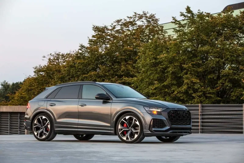 Audi RS q8 2021
