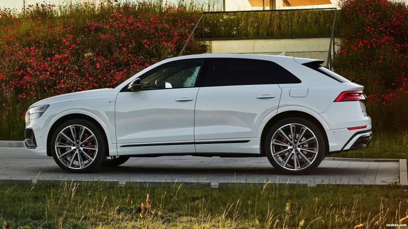 Audi q8 2021