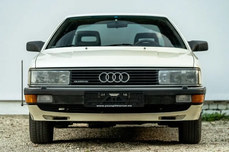 Ауди 200 avant