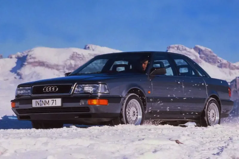 Audi v8