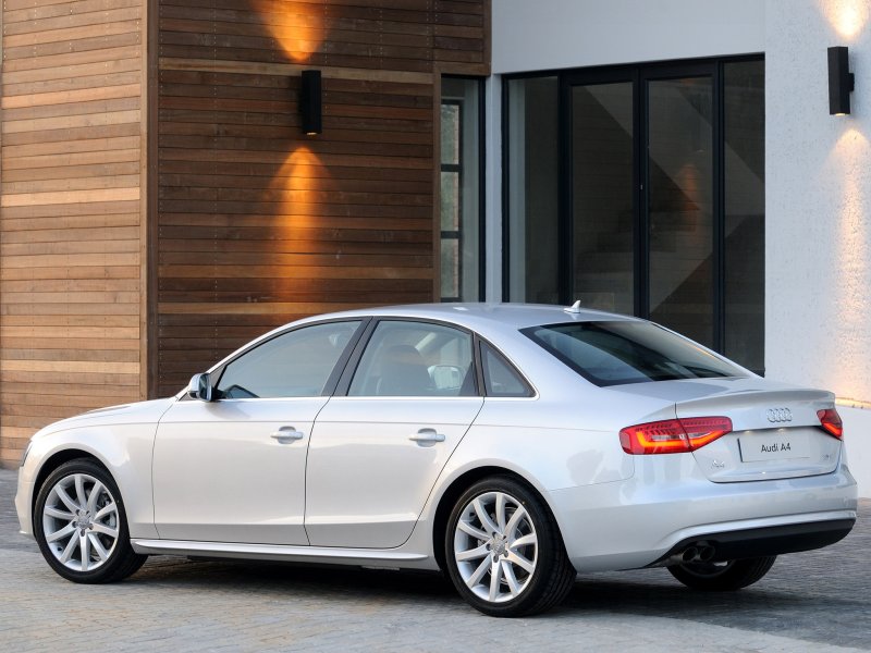 Audi a4 sedan
