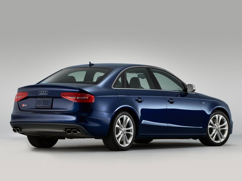 Ауди s4 2012