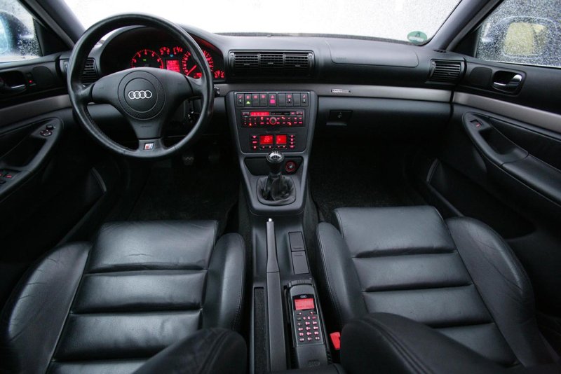 Audi a4 b5 салон