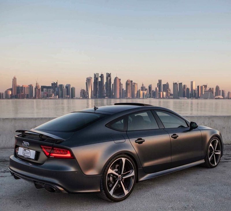 Audi rs7 2018 черная