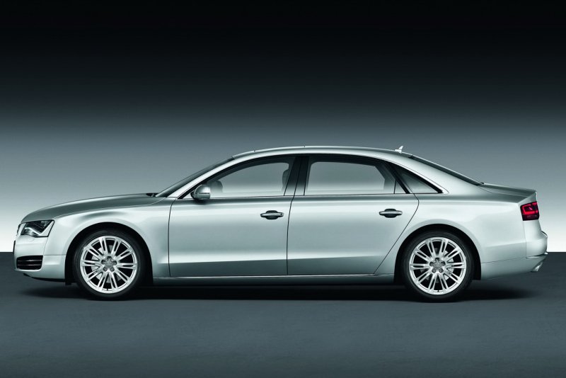 Audi a8 2012