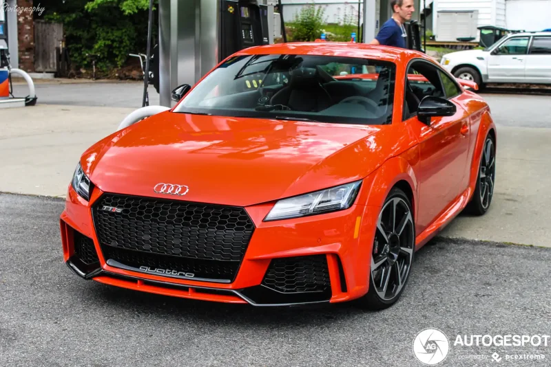 Ауди ТТ RS 2020