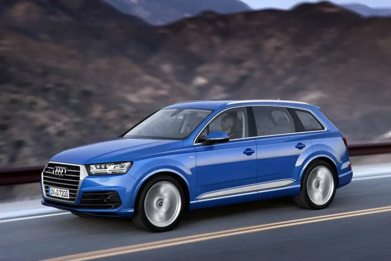 Audi q7 новая