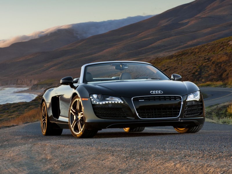 Audi r8 Spyder черная