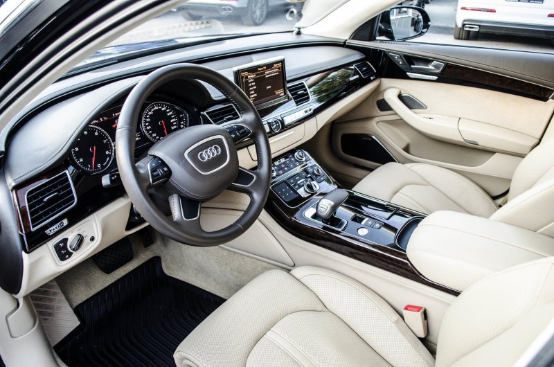 Audi a8l 2020