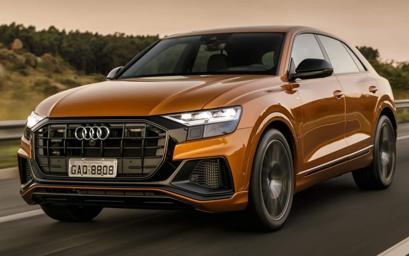 Audi q8 s-line