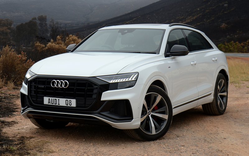 Audi q8 белая